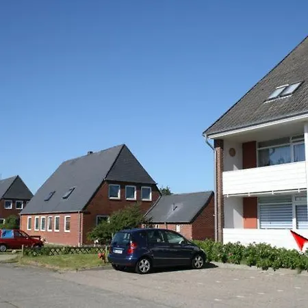 Witte Berressem Apartment